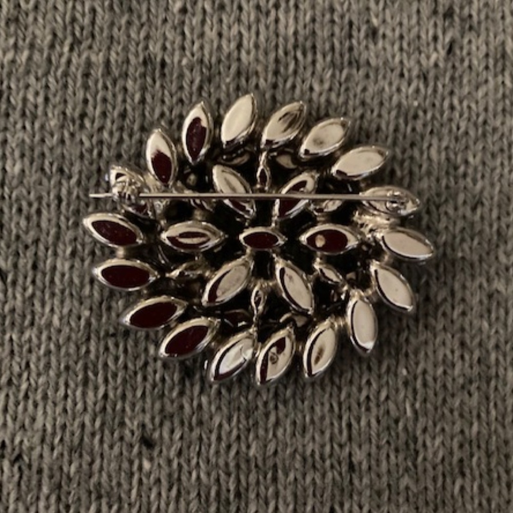 Vintage Rhinestone Brooch - Picture 2 of 4